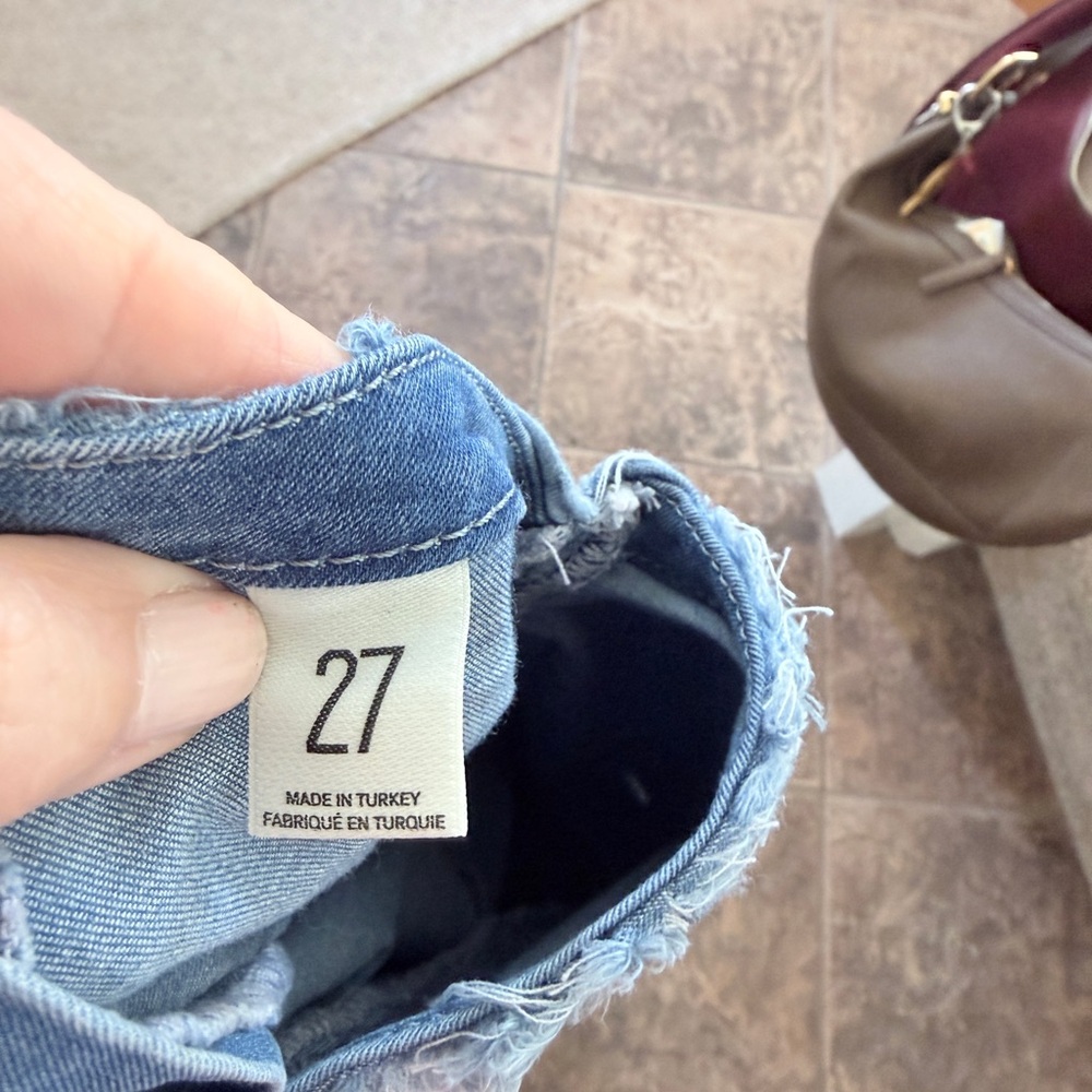 Long, lean jeans with low front rise - Picture 9 of 10
